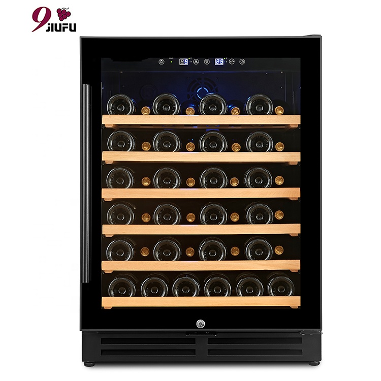 Kitchen Appliances In Store - Винный холодильник-шкаф для бытовой техники с